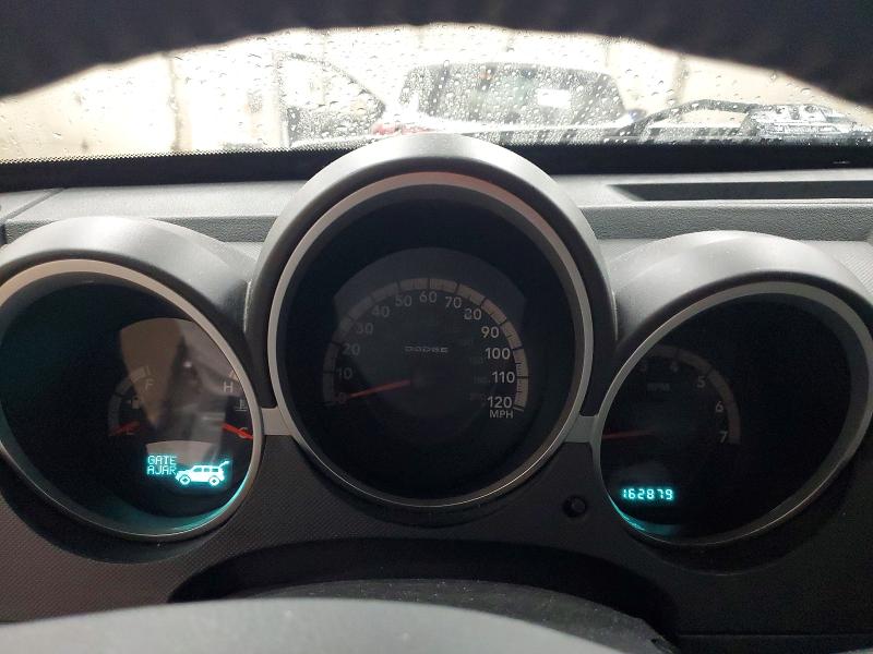 Снимка 9 от търг – 2008 DODGE NITRO с VIN 1D8GU58K88W128759