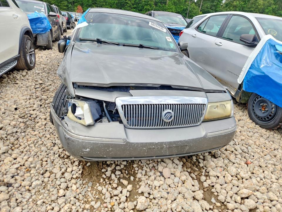 Снимка 5 от търг – 2004 MERCURY GRAND MARQUIS с VIN 2MEFM75W34X624983