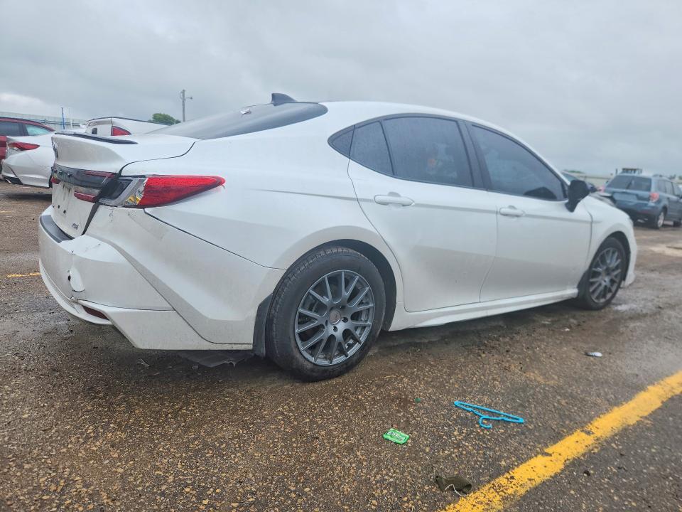Photo 3 from auction – 2025 TOYOTA CAMRY with VIN 4T1DAACK0SU045013