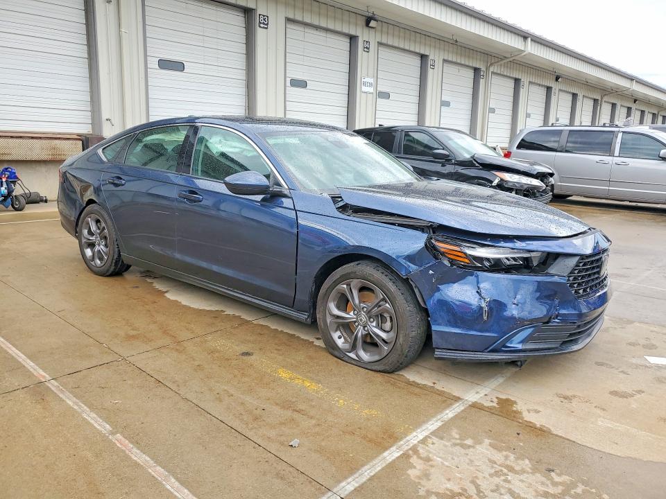 Photo 4 from auction – 2024 HONDA ACCORD with VIN 1HGCY1F32RA080228