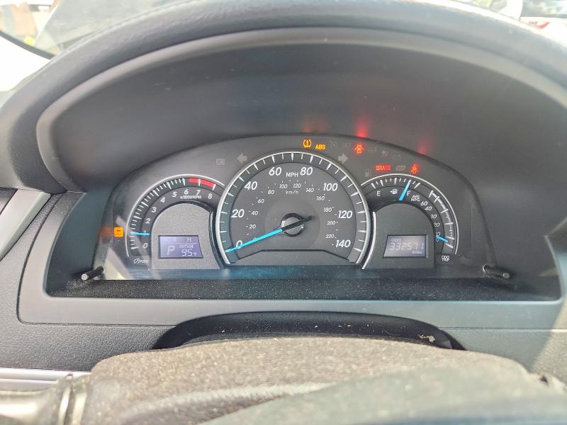 Photo 9 from auction – 2014 TOYOTA CAMRY with VIN 4T4BF1FK7ER430826