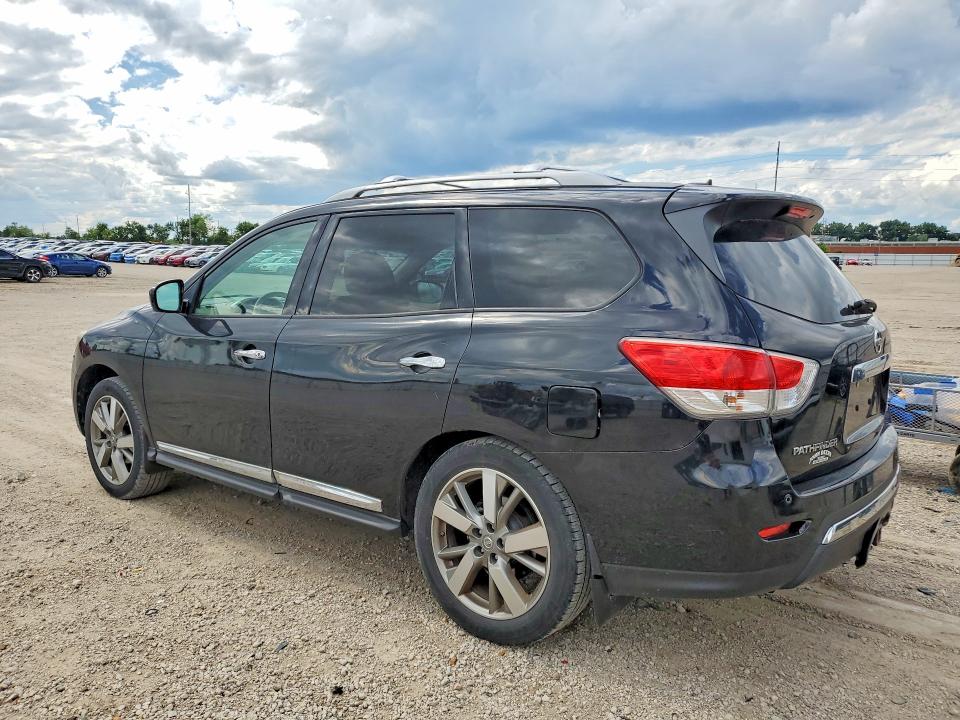 Photo 2 from auction – 2014 NISSAN PATHFINDER with VIN 5N1AR2MM2EC600832
