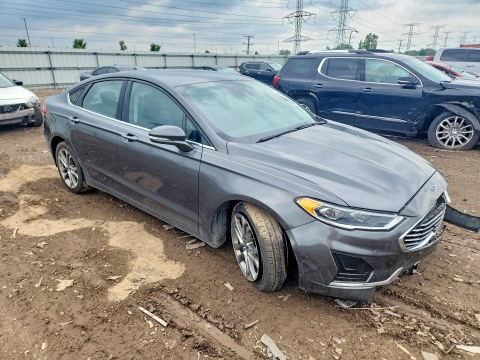 Фото 4 с аукциона – 2020 FORD FUSION с VIN 3FA6P0CD9LR222647