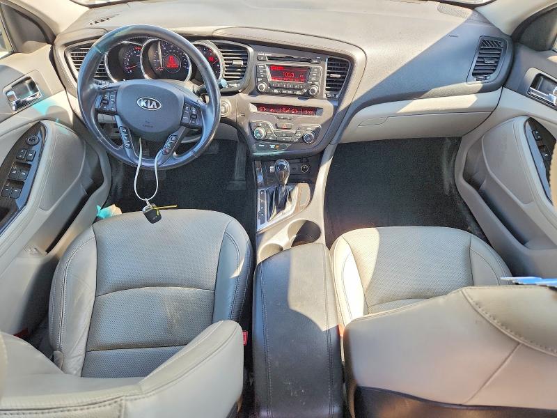 Foto 8 de la subasta – 2013 KIA OPTIMA con VIN 5XXGN4A74DG234004