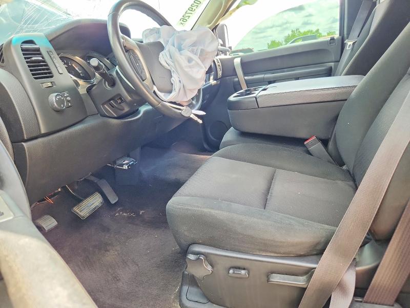 Photo 7 from auction – 2011 GMC SIERRA with VIN 1GTR2VE32BZ381169