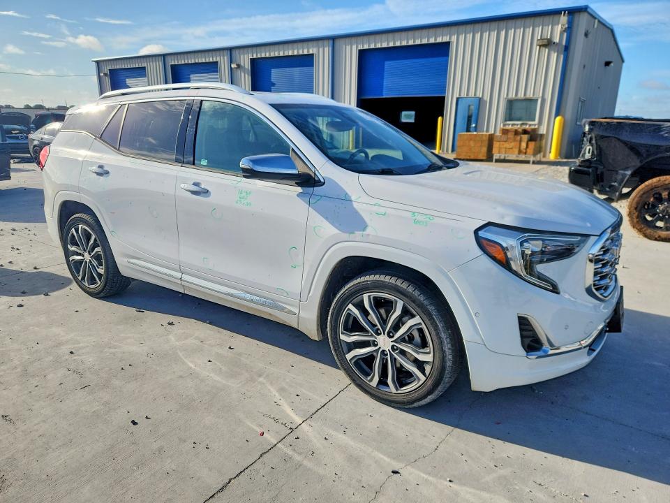 Photo 4 from auction – 2018 GMC TERRAIN with VIN 3GKALSEX4JL140770