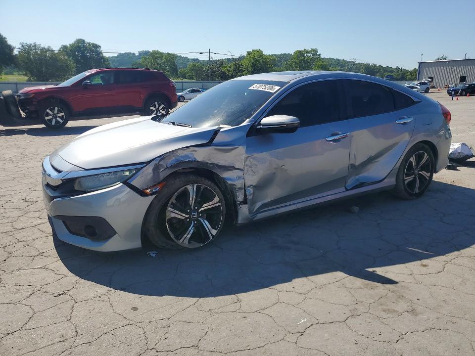 HONDA CIVIC 2017 with VIN 19XFC1F92HE009976 - Photo from auction