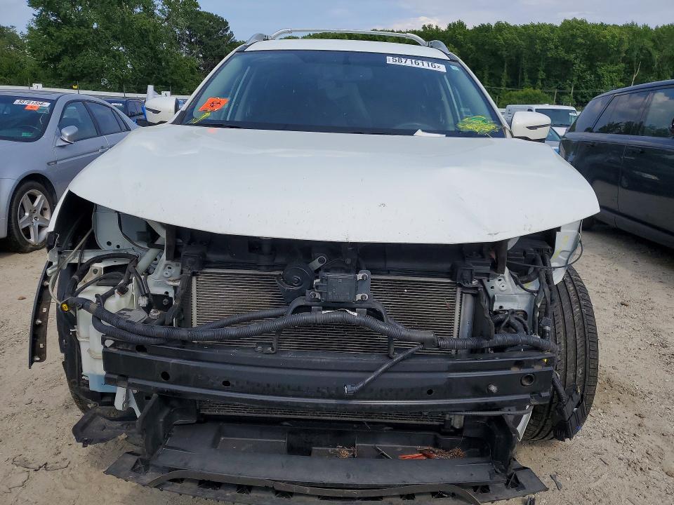 Photo 5 from auction – 2017 NISSAN ROGUE with VIN KNMAT2MV0HP619357