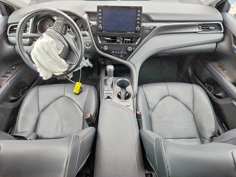 Photo 8 from auction – 2022 TOYOTA CAMRY with VIN 4T1K61AK2NU023157