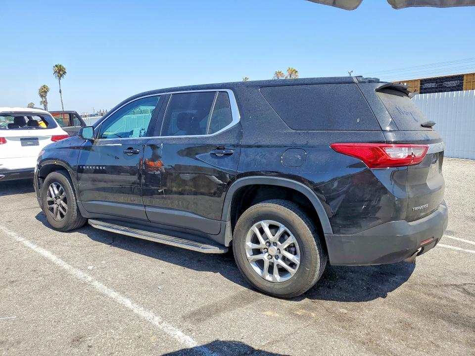 Photo 2 from auction – 2019 CHEVROLET TRAVERSE with VIN 1GNERFKW7KJ258116
