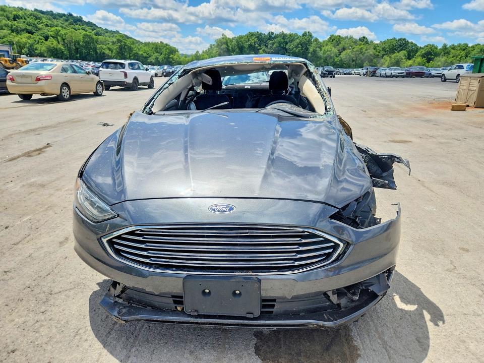 Photo 5 from auction – 2018 FORD FUSION with VIN 3FA6P0LU9JR175259
