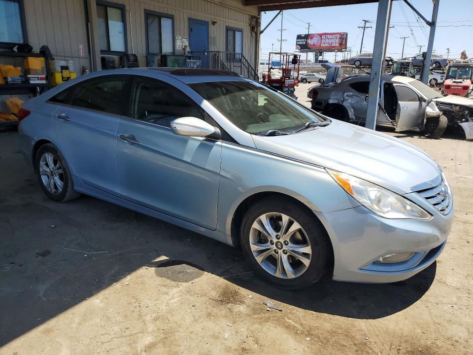 Photo 4 from auction – 2013 HYUNDAI SONATA with VIN 5NPEC4AC4DH640251