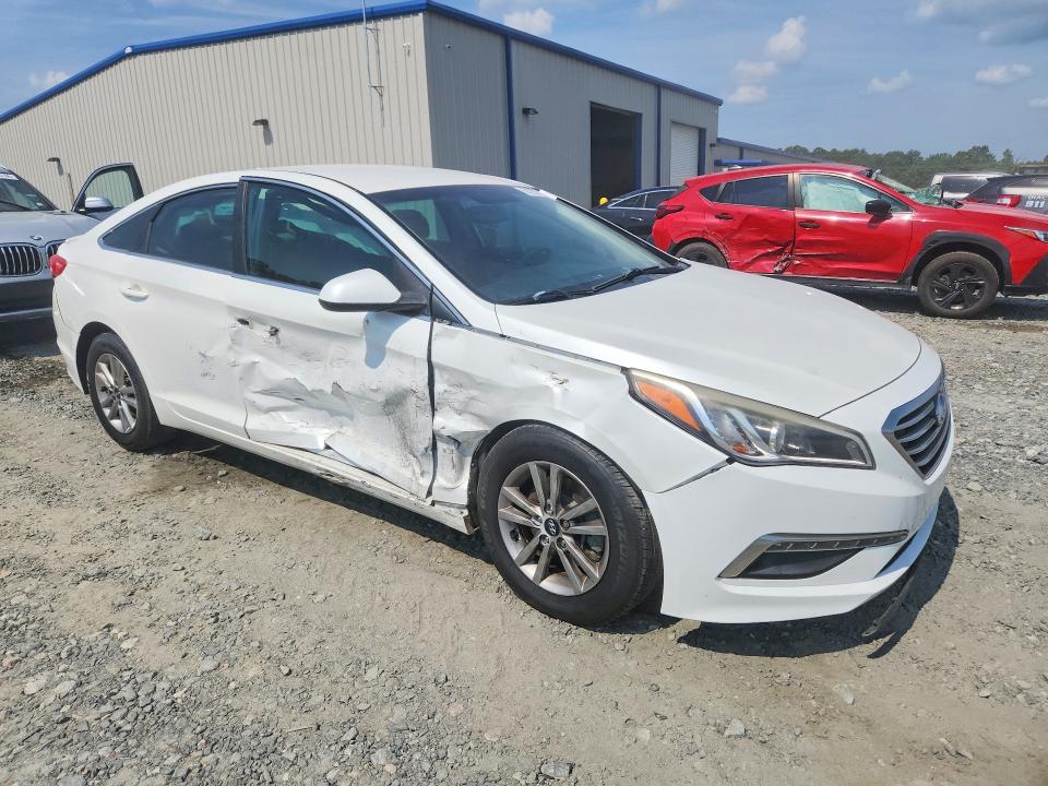 Photo 4 from auction – 2015 HYUNDAI SONATA with VIN 5NPE24AF1FH030615