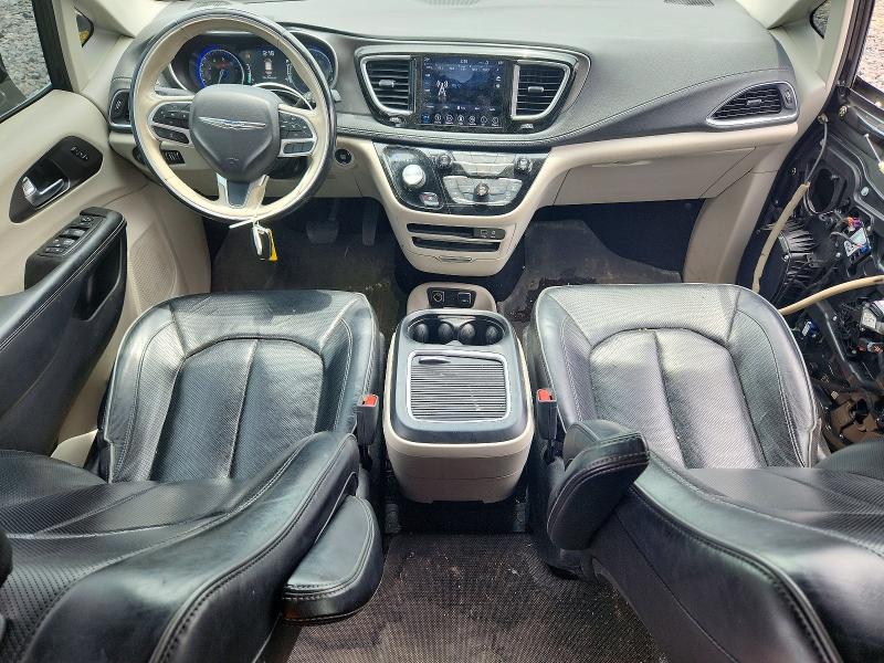 Photo 8 from auction – 2019 CHRYSLER PACIFICA with VIN 2C4RC1GG9KR574225