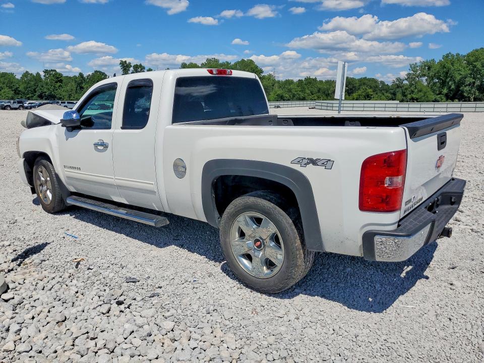 Photo 2 from auction – 2011 CHEVROLET SILVERADO with VIN 1GCRKSE37BZ124913