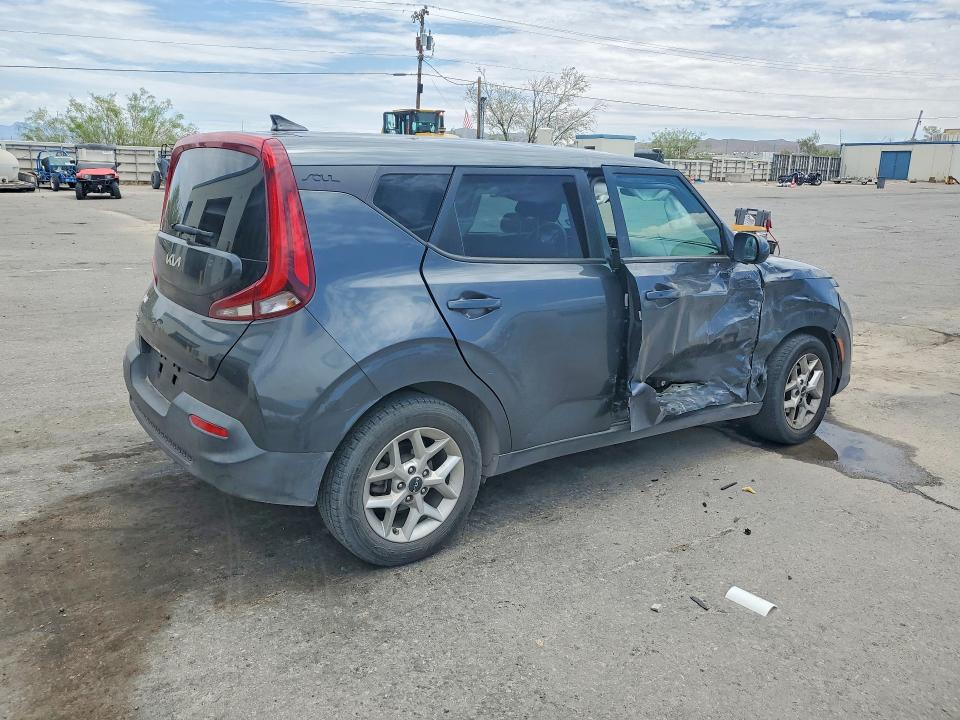 Photo 3 from auction – 2022 KIA SOUL with VIN KNDJ23AU2N7816577