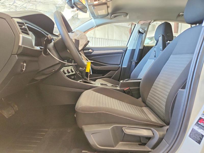 Photo 7 from auction – 2023 VOLKSWAGEN JETTA with VIN 3VW5M7BU4PM051038