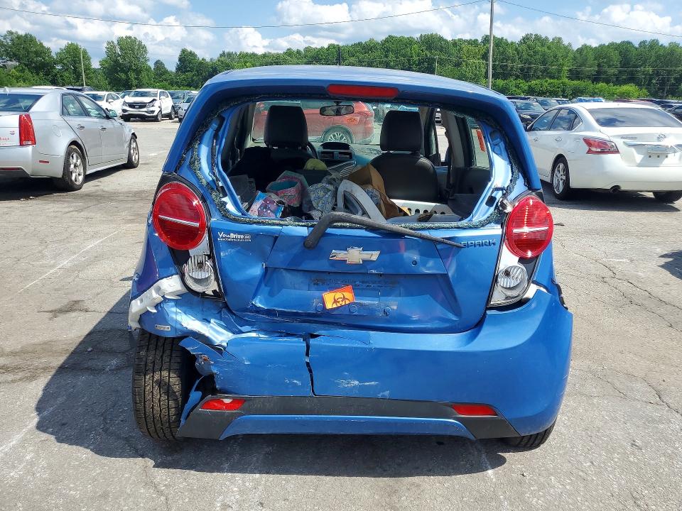 Foto 6 de la subasta – 2014 CHEVROLET SPARK con VIN KL8CD6S91EC415231