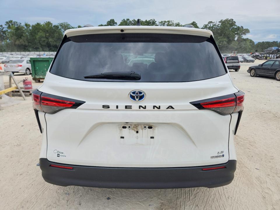 Photo 6 from auction – 2022 TOYOTA SIENNA with VIN 5TDKRKEC8NS126995