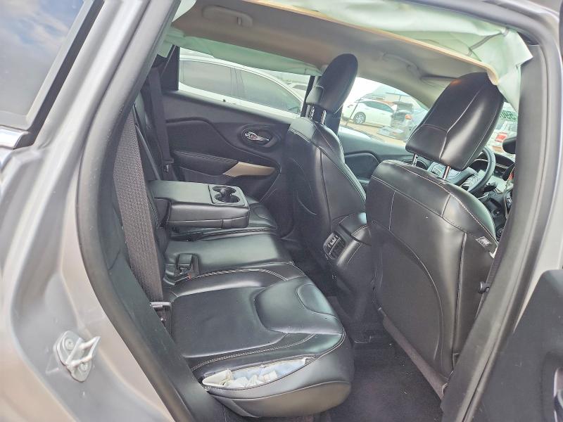 Photo 10 from auction – 2018 JEEP CHEROKEE with VIN 1C4PJLDB1JD523529