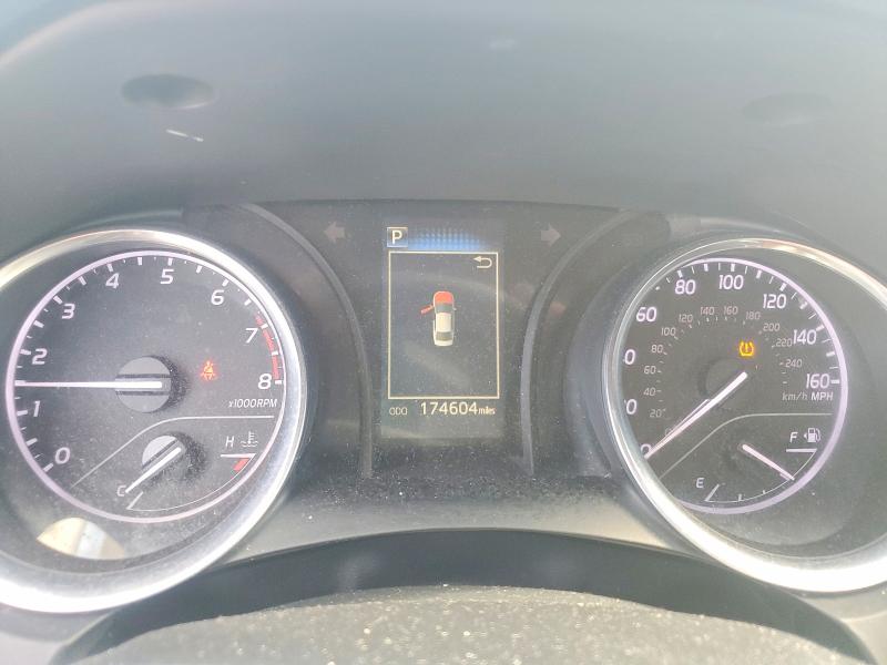 Photo 9 from auction – 2018 TOYOTA CAMRY with VIN 4T1B11HK2JU076293