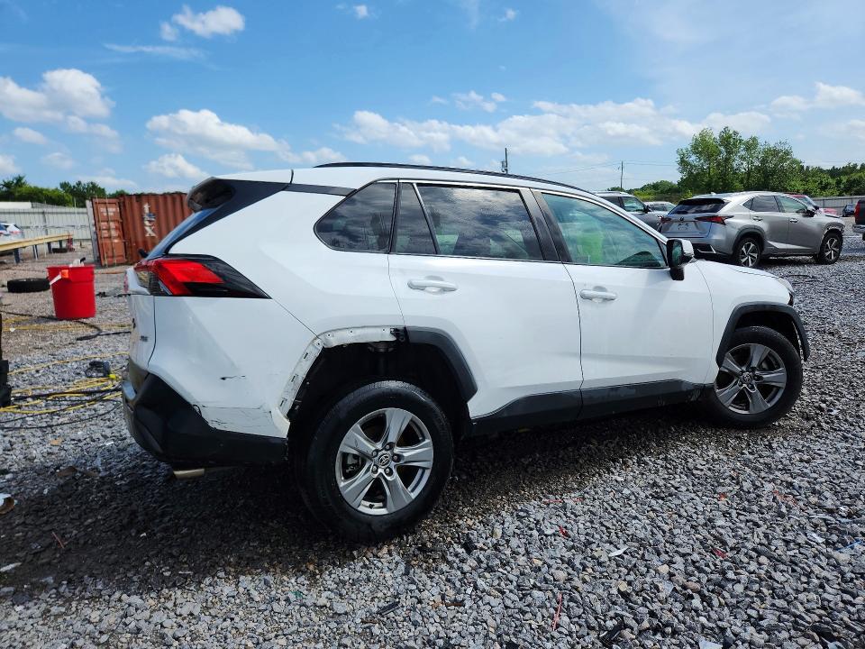 Photo 3 from auction – 2023 TOYOTA RAV4 with VIN 2T3W1RFV3PC243484