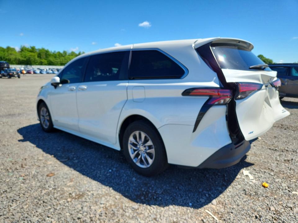 Photo 2 from auction – 2021 TOYOTA SIENNA with VIN 5TDYSKFC7MS015933