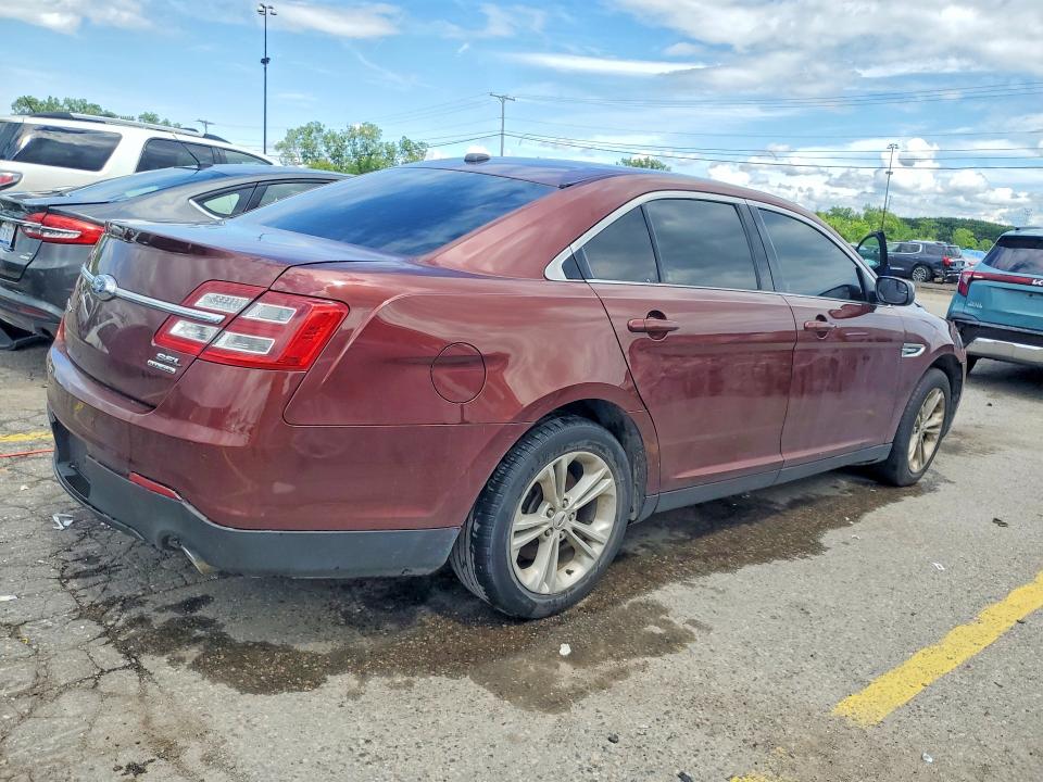 Photo 3 from auction – 2016 FORD TAURUS with VIN 1FAHP2E80GG100115