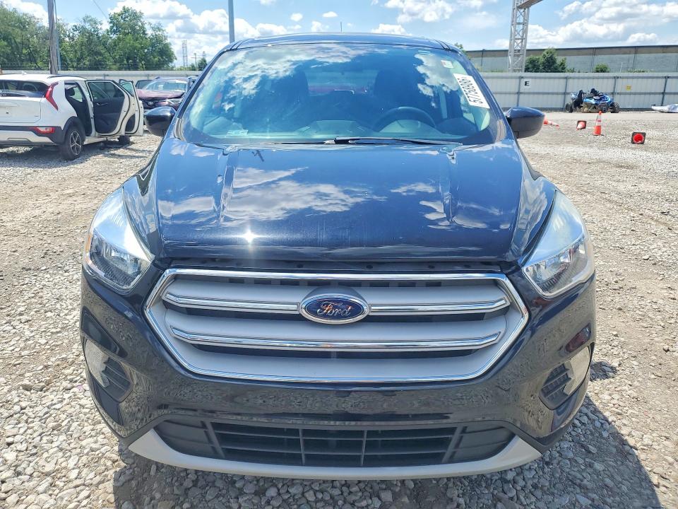 Photo 5 from auction – 2019 FORD ESCAPE with VIN 1FMCU9GDXKUA72443
