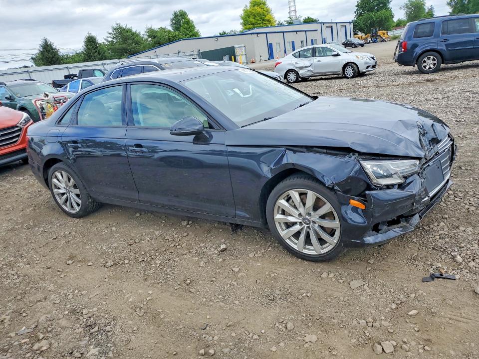Foto 4 de la subasta – 2017 AUDI A4 con VIN WAUANAF4XHN007040