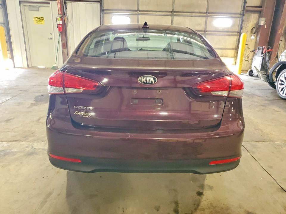 Photo 6 from auction – 2018 KIA FORTE with VIN 3KPFL4A73JE257098