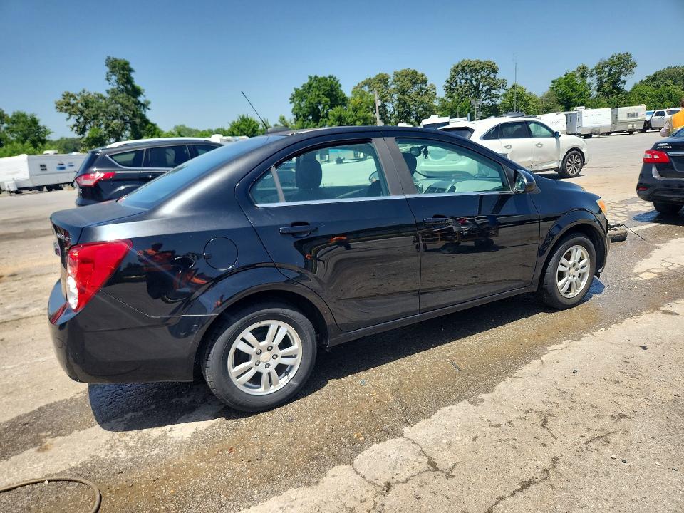 Photo 3 from auction – 2016 CHEVROLET SONIC with VIN 1G1JC5SHXG4185407