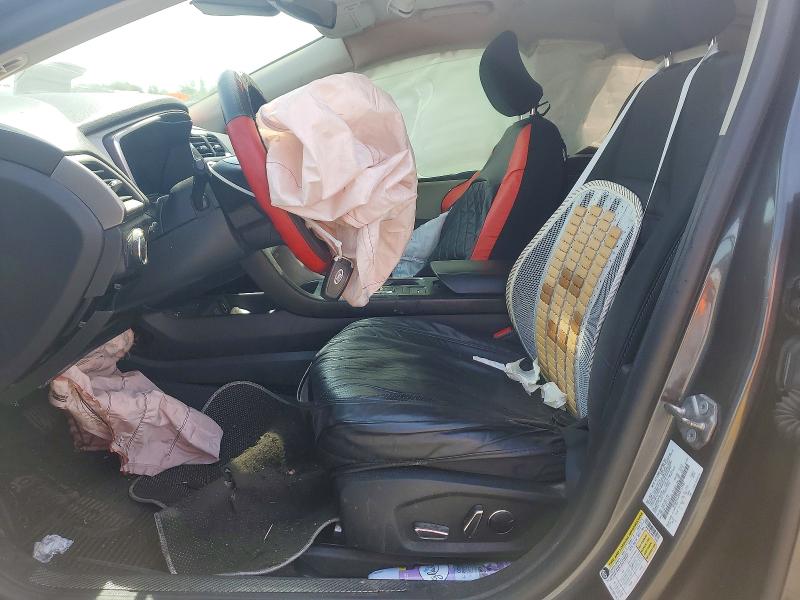 Photo 7 from auction – 2019 FORD FUSION with VIN 3FA6P0LU6KR117997