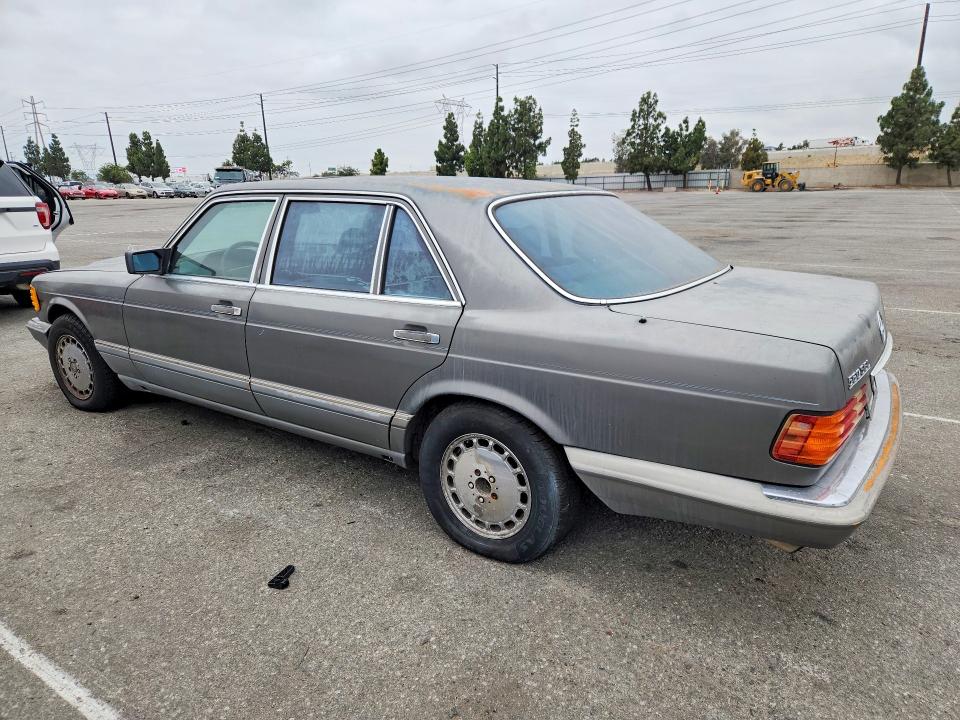 Photo 2 from auction – 1991 MERCEDES-BENZ 560 with VIN WDBCA39E5MA557687