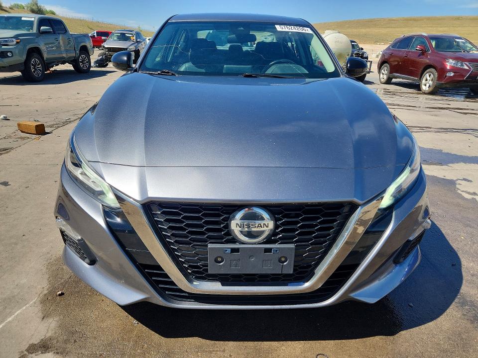 Photo 5 from auction – 2020 NISSAN ALTIMA with VIN 1N4BL4CW2LC285817