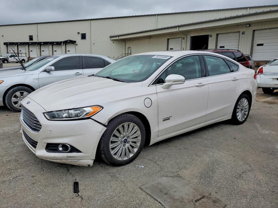 FORD FUSION 2016 with VIN 3FA6P0PU7GR300455 - Photo from auction