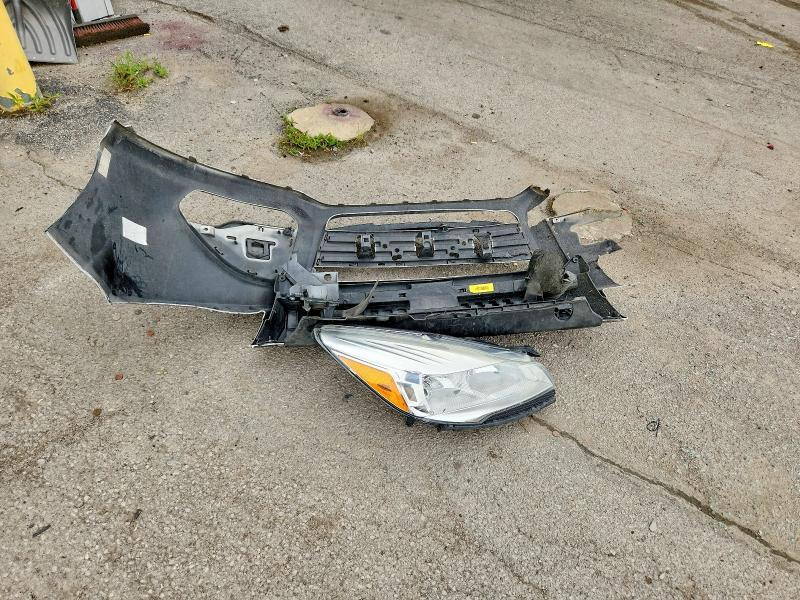 Photo 13 from auction – 2016 FORD ESCAPE with VIN 1FMCU0GX8GUA51653
