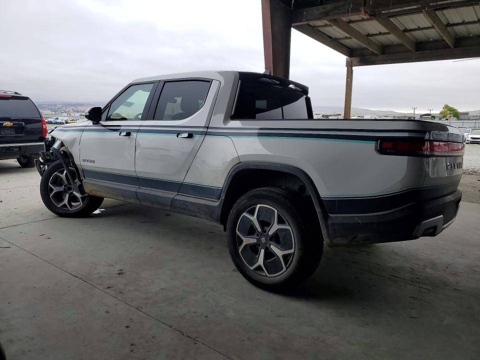 Photo 2 from auction – 2023 RIVIAN R1T with VIN 7FCTGBAA2PN028062