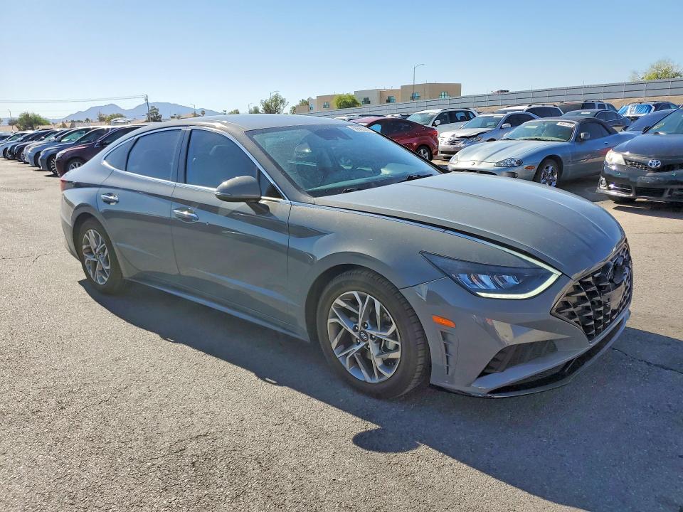 Photo 4 from auction – 2020 HYUNDAI SONATA with VIN 5NPEF4JA0LH053470