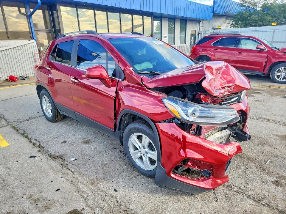 Photo 4 from auction – 2018 CHEVROLET TRAX with VIN 3GNCJLSB3JL160041