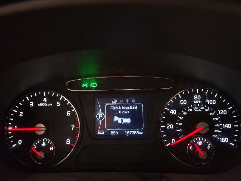 Photo 9 from auction – 2016 KIA SORENTO with VIN 5XYPG4A32GG098205