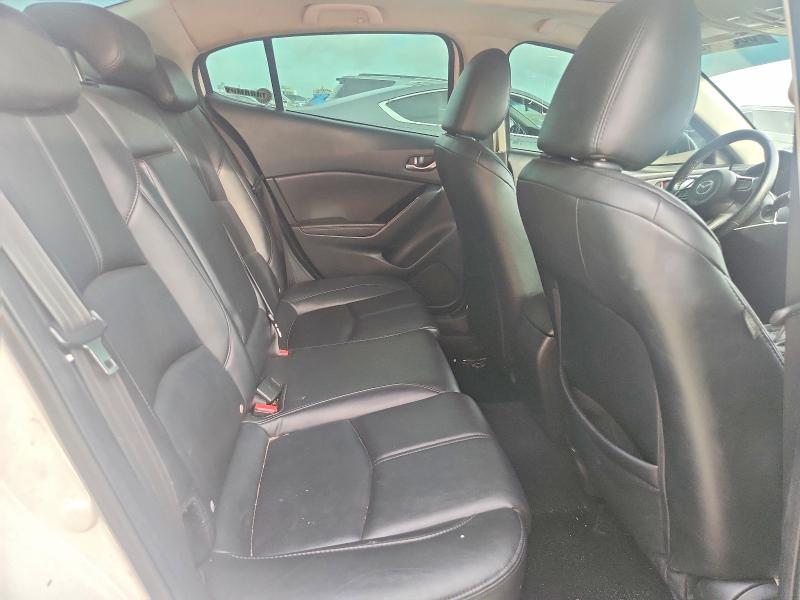 Снимка 10 от търг – 2018 MAZDA 3 с VIN 3MZBN1V30JM171586
