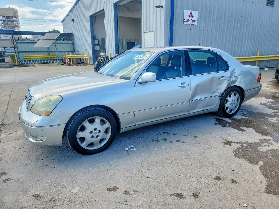 2001 LEXUS LS