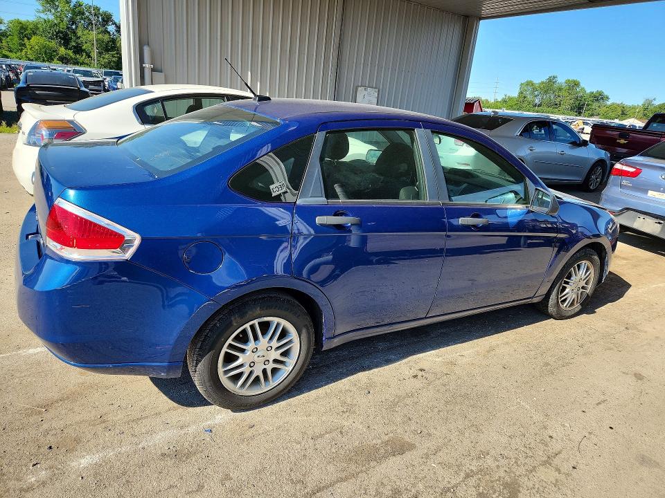 Photo 3 from auction – 2009 FORD FOCUS with VIN 1FAHP35N69W210803