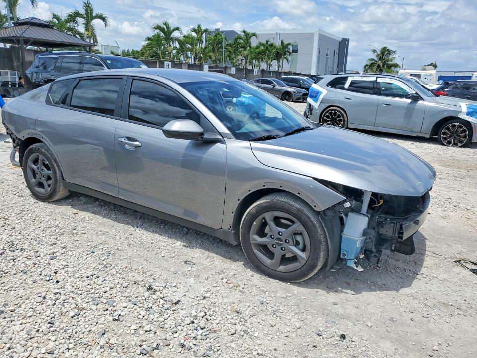 Photo 4 from auction – 2025 KIA K4 with VIN 3KPFT4DE1SE151499