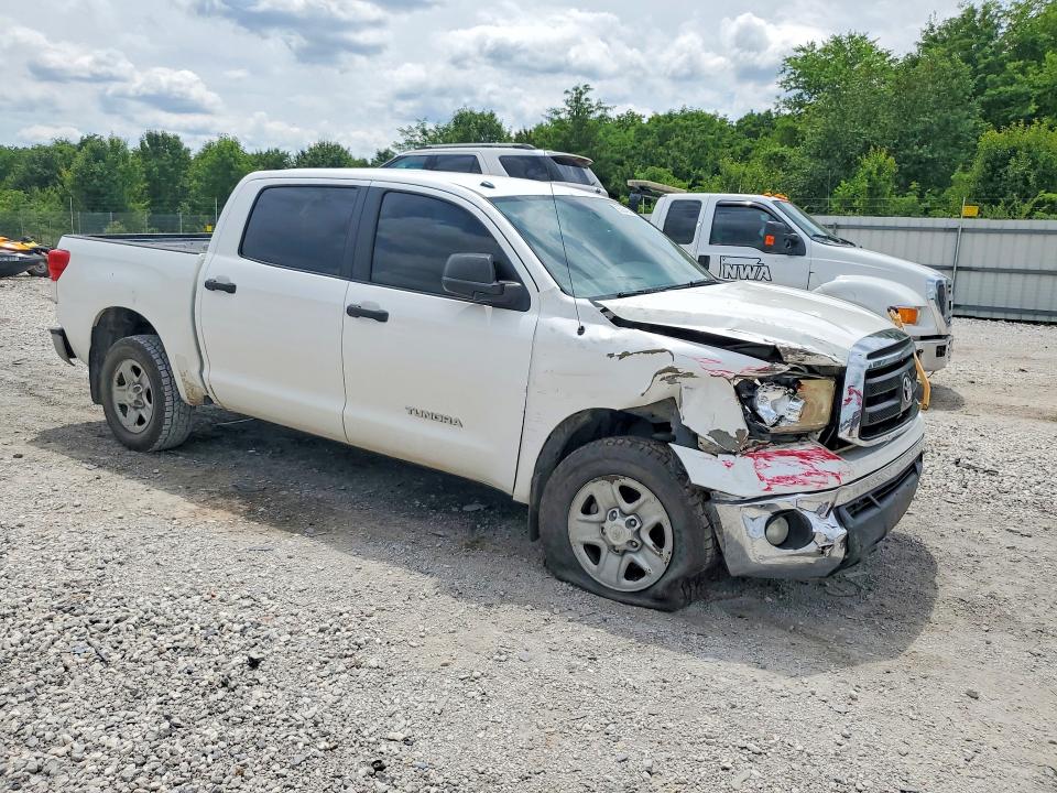 Photo 4 from auction – 2011 TOYOTA TUNDRA with VIN 5TFDM5F11BX026796