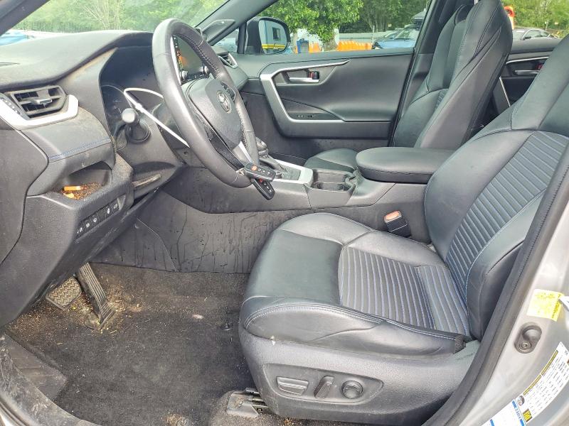 Photo 7 from auction – 2021 TOYOTA RAV4 with VIN 2T3E6RFV9MW020776