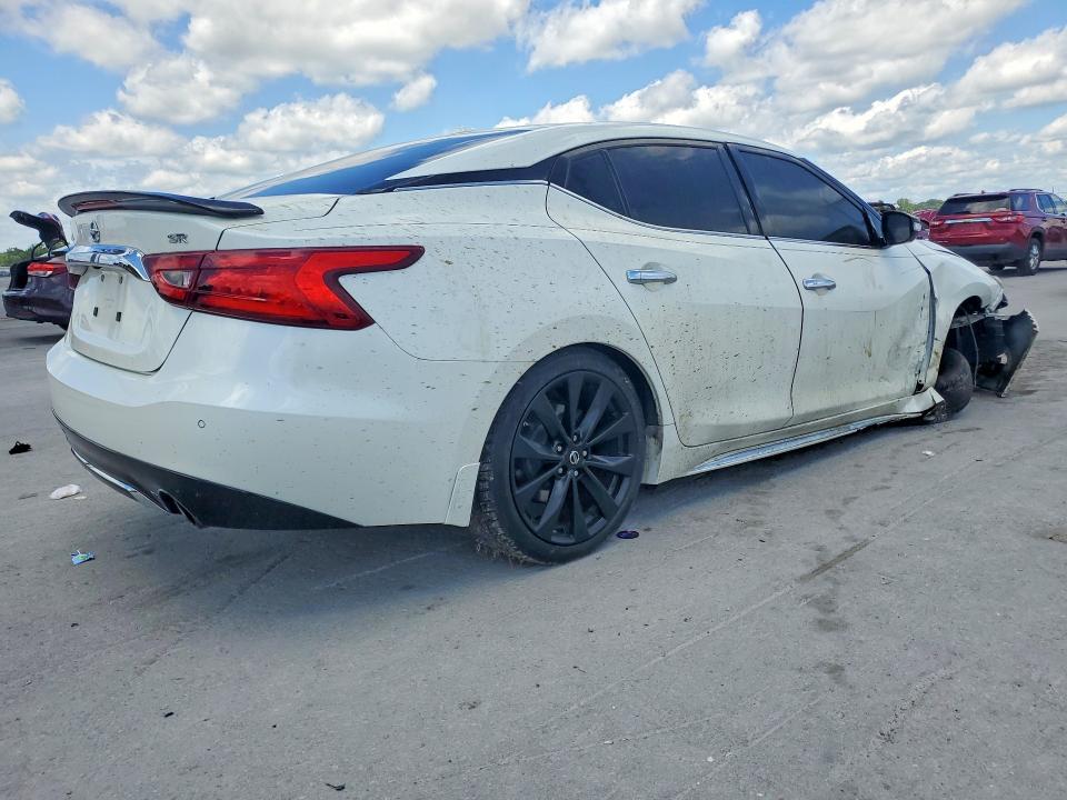 Photo 3 from auction – 2017 NISSAN MAXIMA with VIN 1N4AA6AP0HC387875