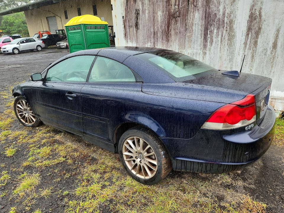 Photo 2 from auction – 2006 VOLVO C70 with VIN YV1MC68216J004119