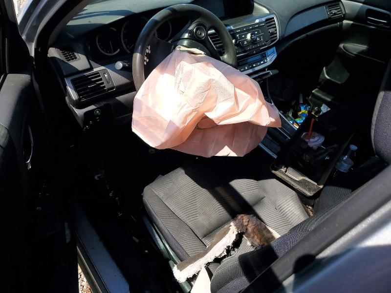 Photo 8 from auction – 2014 HONDA ACCORD with VIN 1HGCR2F37EA288618